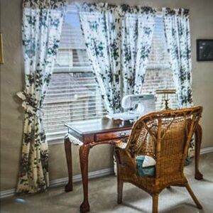 Waverly Garden Room Sweet Violet Curtain Panels 84x84 with Tiebacks. 2 sets